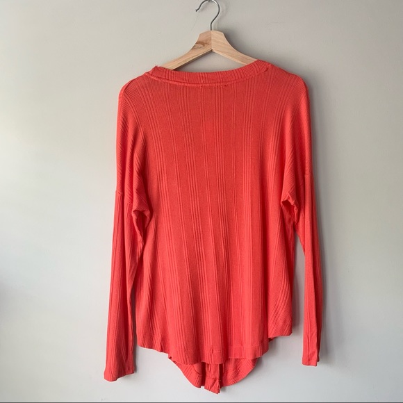 Gianni Bini Long Sleeve Button Down Ribbed Blouse - Picture 5 of 6